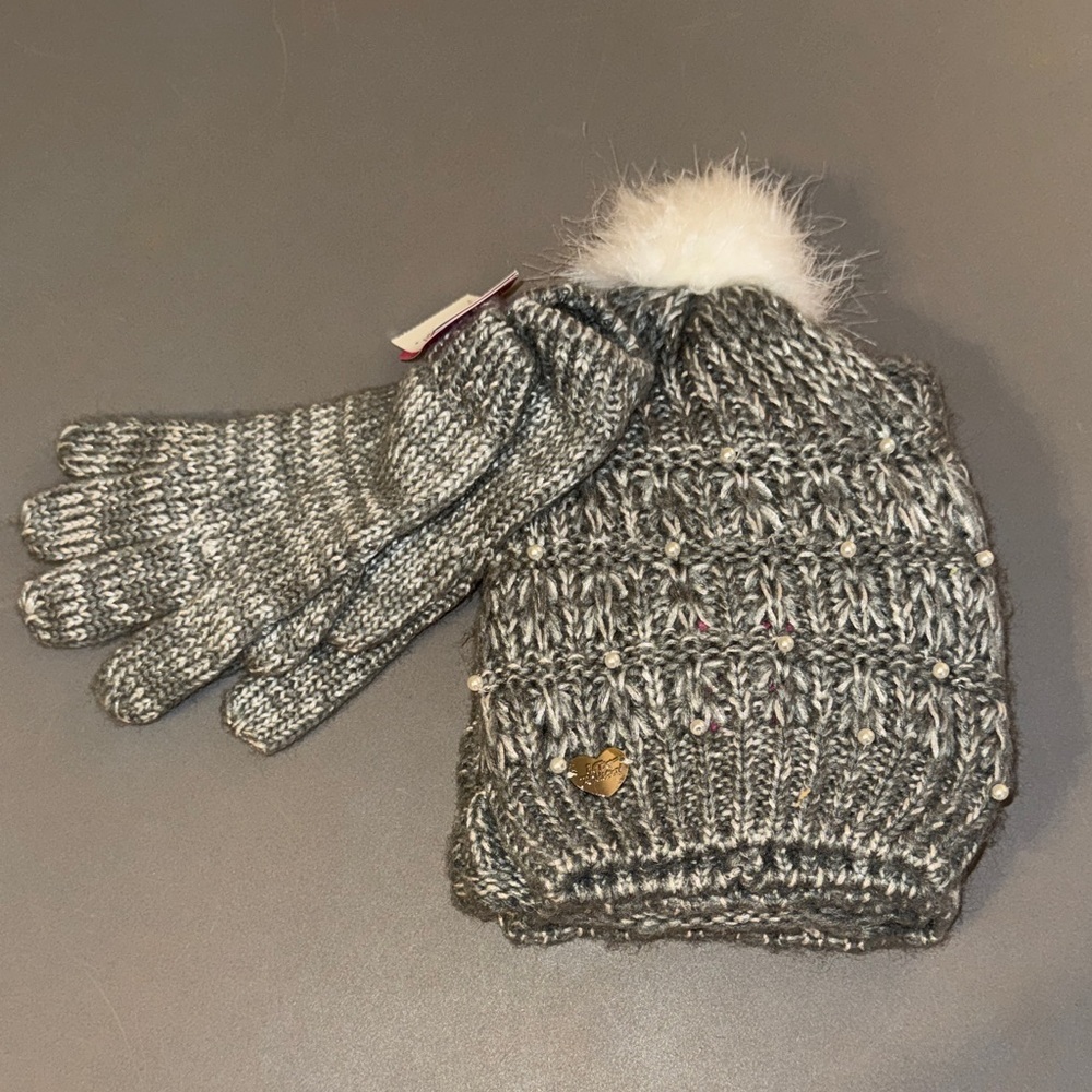 Betsey Johnson Pearly Girl Gloves, Hat & Scarf Set NWT